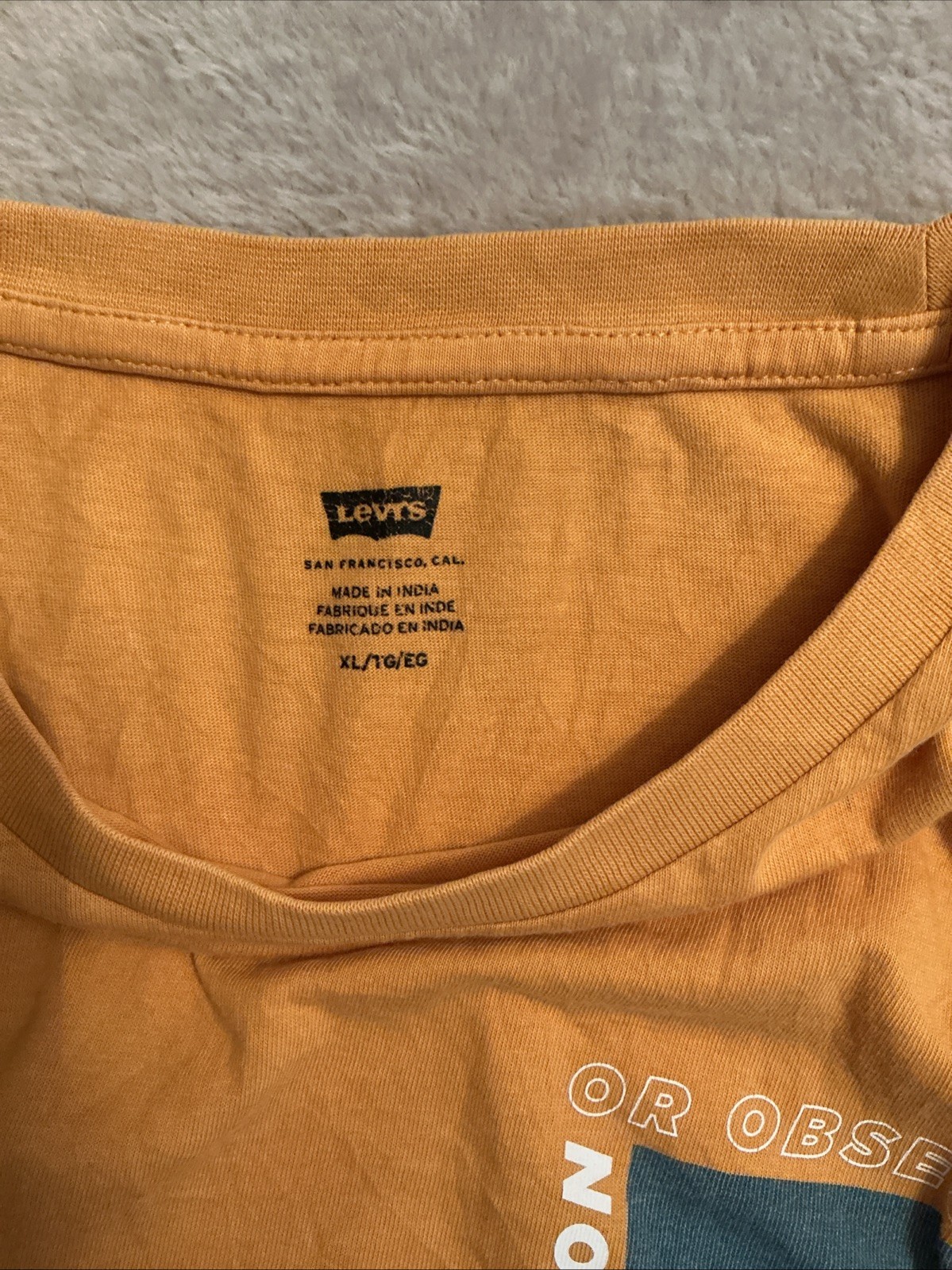 Mens Levi’s T Shirt Top Size XL Orange Casual image 4