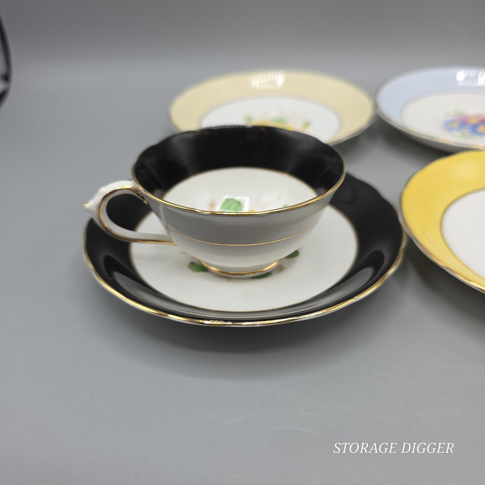 Vintage Tuscan Fine English Bone China Teacup & Saucer Multi Floral - 10 Pc