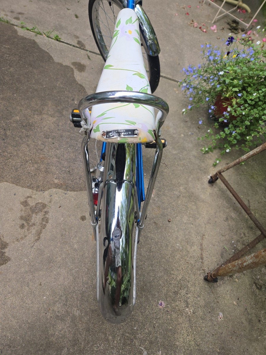 Vintage Blue July 1976 Schwinn Lil Chik Stingray Girls