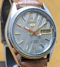 Rare vintage Seiko 5 automatic day date movement number 7009A japan made men's w