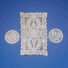Vintage filet crochet lace doilies Lot of three. 6.5", 11.5" 19"