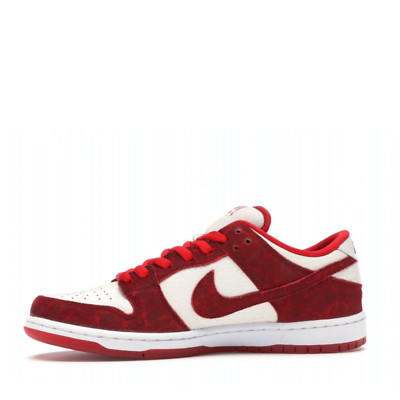 Sizes 8 - Nike SB Dunk Low Valentine's Day (2014) - 313170