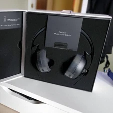 Nuraphone — Wireless Bluetooth Over Ear Headphones w/ Earbuds Personalized Sound