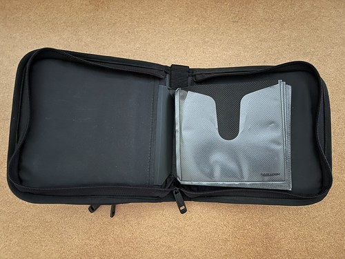 Case Logic Walkman & 12-24 Capacity CD Disc Case Holder Storage Black - Picture 6 of 8
