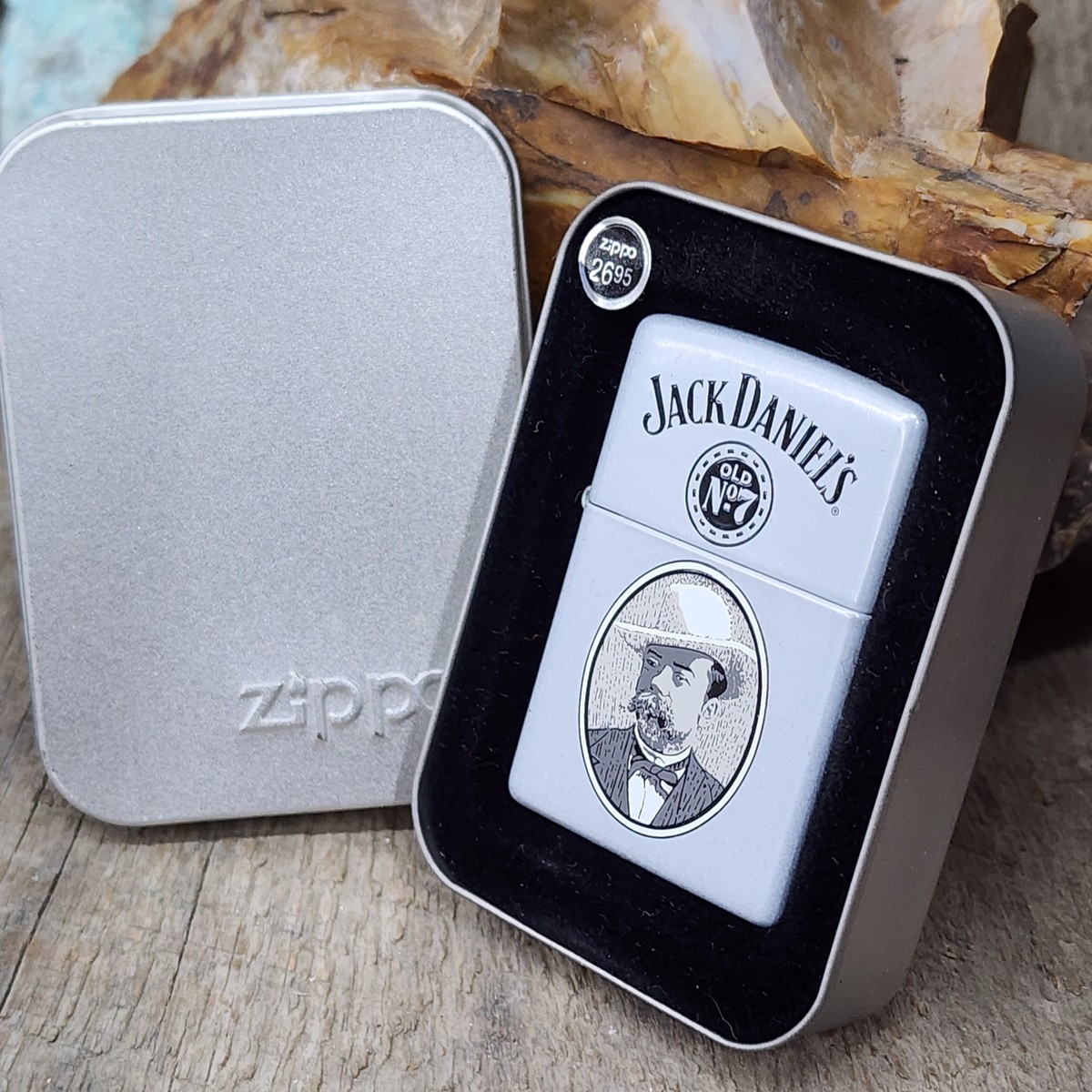 ZIPPO ビンテージ ジッポ Jack Daniel's 真鍮 1999年製 ZIPPO ビンテージ ジッポ Jack Daniel´s 真鍮 1999年製