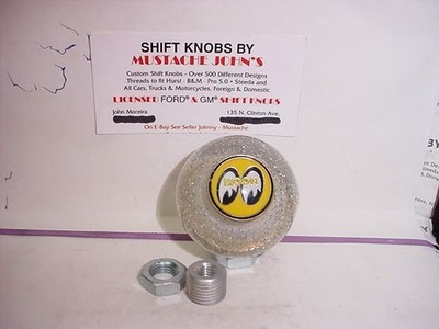 Mooneyes Glitter Shift Knob w Yellow Moon Logo 2'' (Clear)