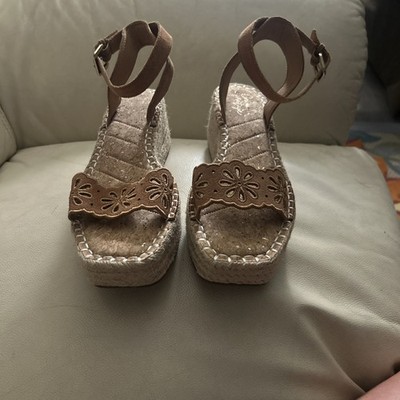CROWN VINTAGE ESPADRILLE SANDALS SIZE 7 1/2 CF-FENTISA WARMEST BUFF COW SUEDE