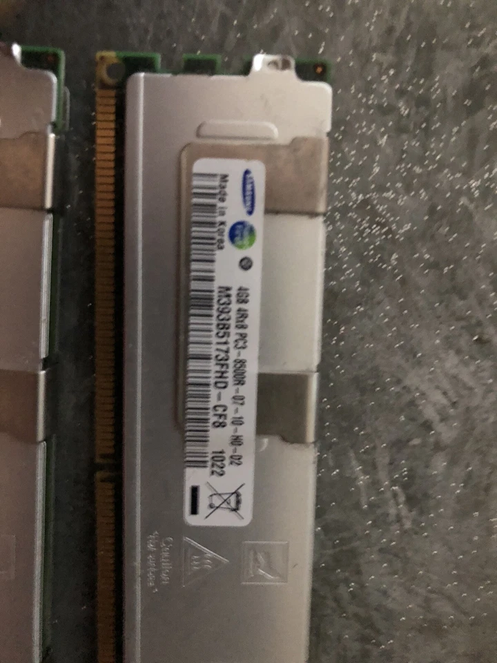Samsung 4GB 4Rx8 PC3-8500R-7-10-H0-D2 - Image 2 of 2