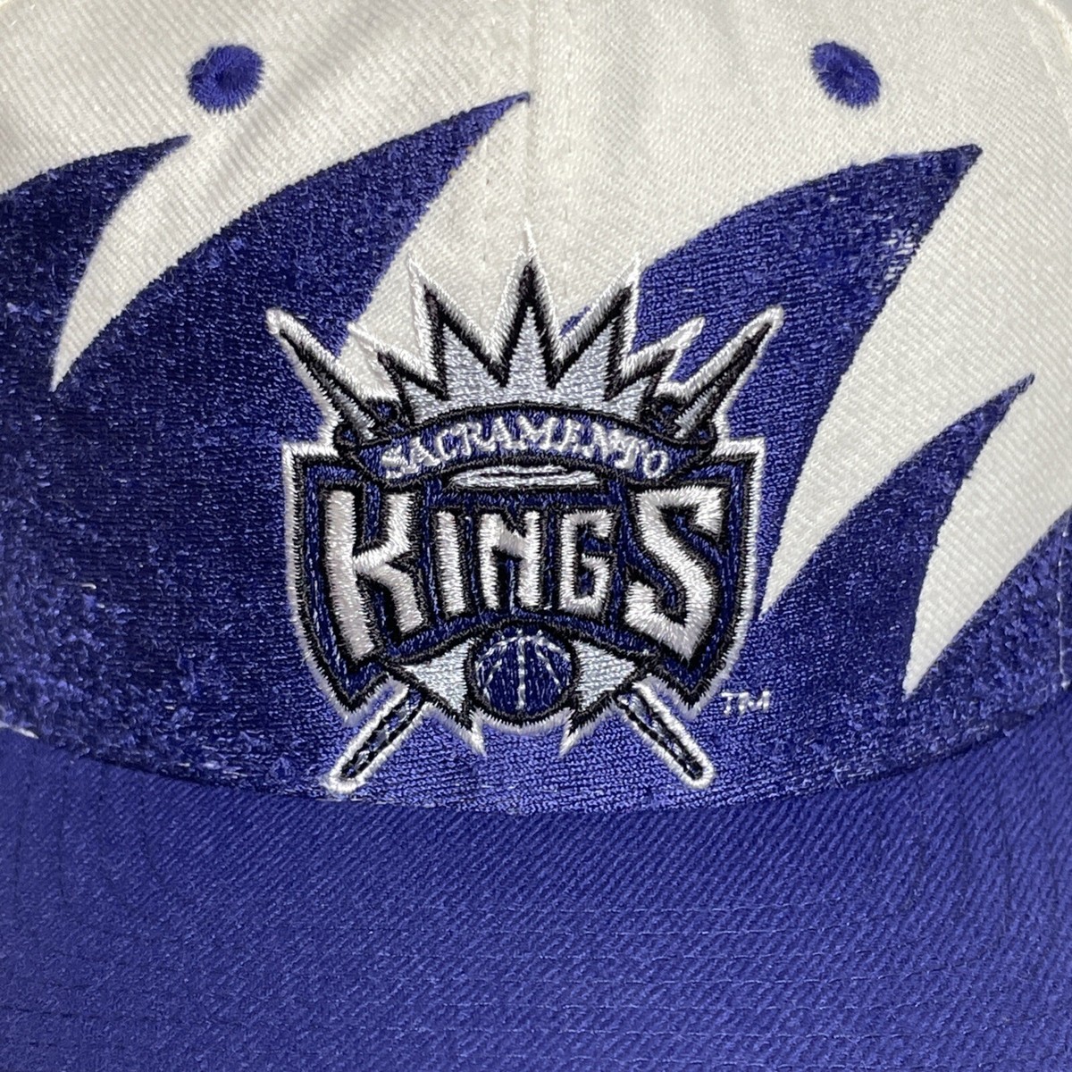 SacramentoKingsキャップLOGOAthletic今日まで Vintage Sacramento Kings Sharktooth Hat Cap Snapback Logo