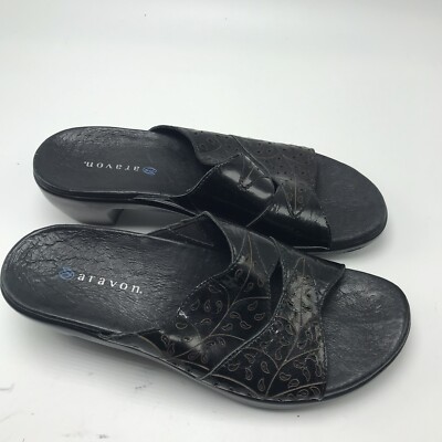 Aravon Comfort Sandals Heels Women s Size 7AA