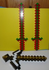 Minecraft Transforming Sword Pickaxe 2-in-1 Mattel 2014 Toy Plastic Foam