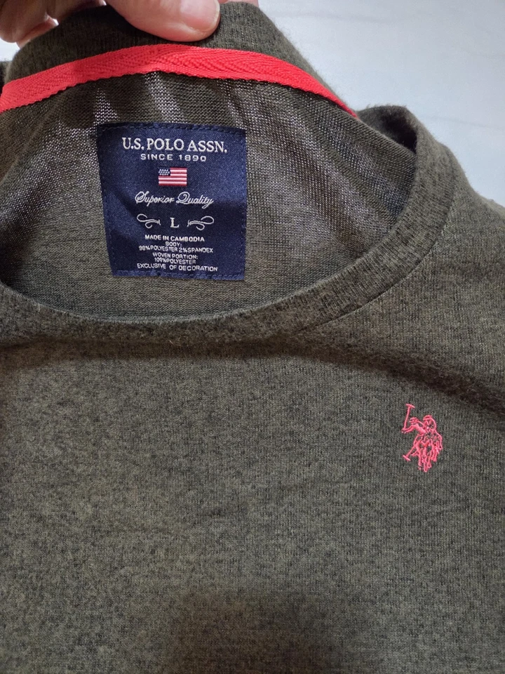 Suéter boho grande gris verde con dobladillo a rayas en capas de la Asociación de Polo de Estados Unidos para mujer Foto 3 de 4