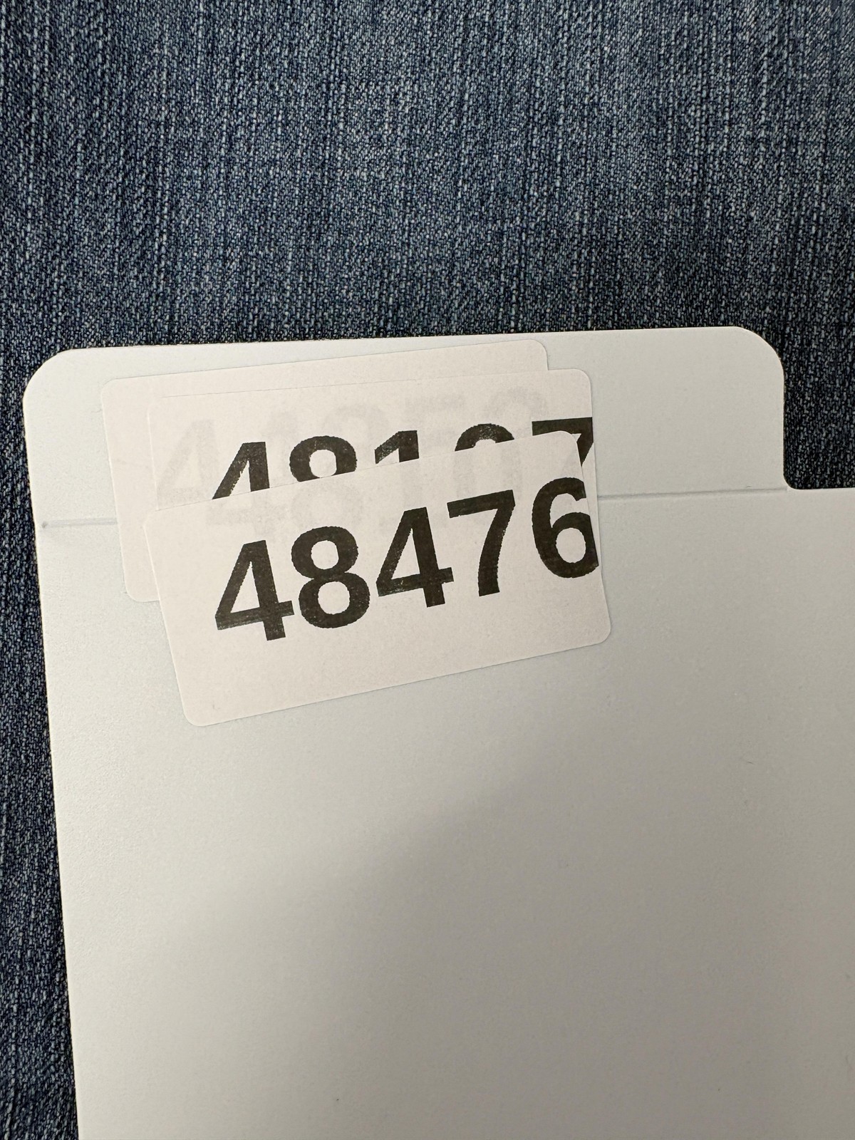 Levis 505 Jeans Mens 33x32 Blue Medium Wash Straight Leg Denim Casual 5-Pocket thumbnail 13