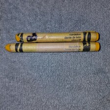 Dandelion Crayola Crayon Retired Discontinued (used) Rare Set Of 2