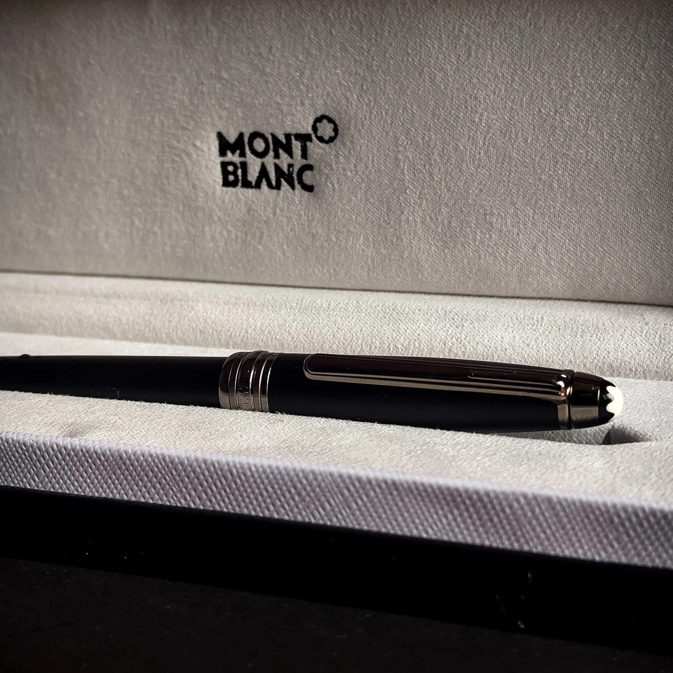 Bolígrafo Meisterstück Classique negro mate | negro grafito Foto 3 de 4