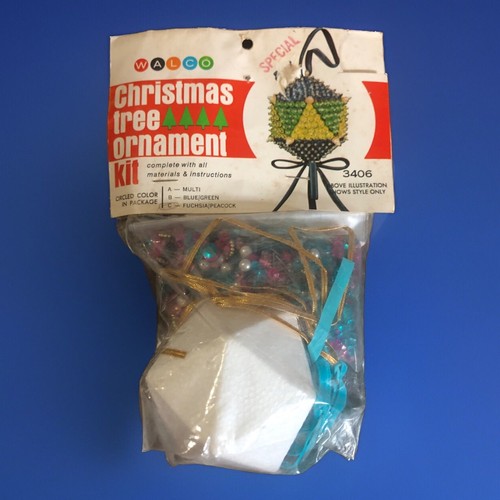 Walco 1971 Fucsia/Pavo Real Color Vintage Lentejuelas Cuentas Navidad Adorno Kit - Imagen 2 de 4