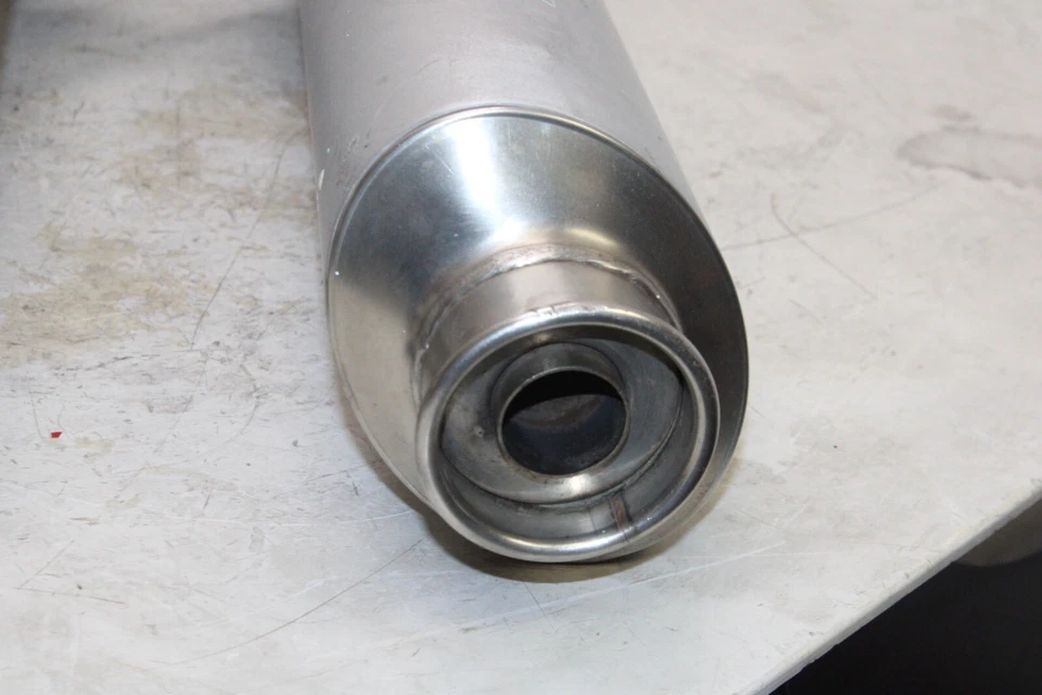 2005 DUCATI MONSTER 620 OEM ВЫХЛОПНОЙ ТРУБЫ ГЛУШИТЕЛЬ СКОЛЬЖЕНИЯ НА КАНИСТРЕ ГЛУШИТЕЛЬ ПАРА - Изображение 3 из 4