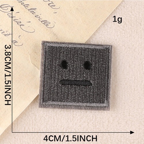 Cute Square Neutral Face Embroidered Sew / Iron On Patch Multicolor DIY Applique - Bild 12 von 13