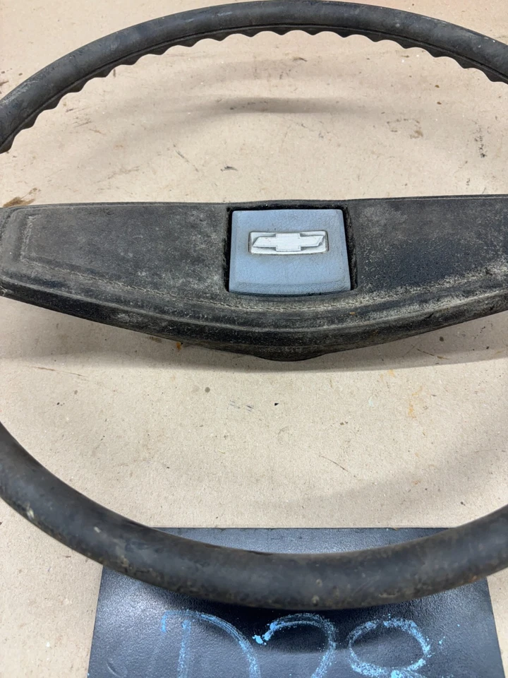 Chevrolet GMC C10 K10 BLAZER 1973 1980 VOLANTE CON BOTÓN DE BOCINA NÚCLEO PROJ Foto 3 de 4