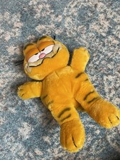 Vintage 1981 Dakin Garfield The Cat 10 Plush Stuffed Animal Sitting Sleepy 80 s