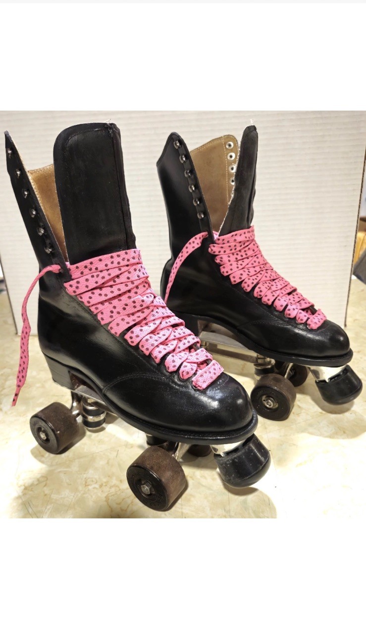 Betty Lytle Hyde 18-Eyelet Women Size-6 Roller Skates~Chicag