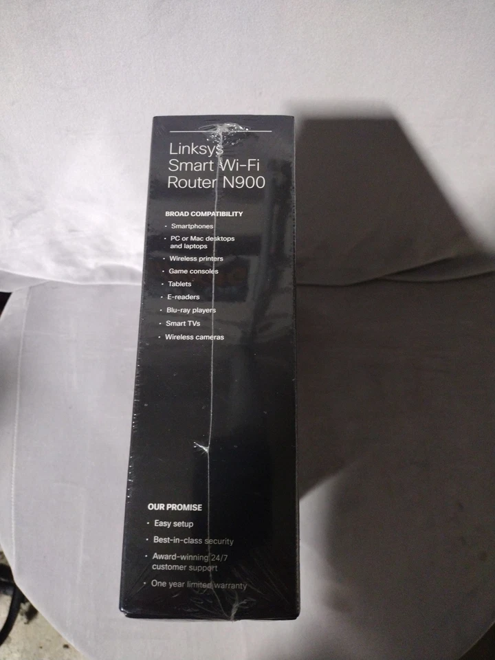 Linksys E4200V2 Dual-Band N900 Router 450 Mbps 4-Port Gigabit BRAND NEW SEALED  - Image 3 of 4