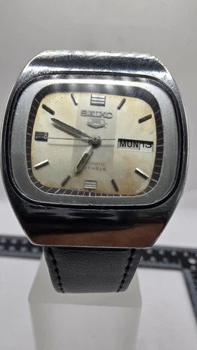 Refurbished Automatic Seiko 6319 5190  Day-Date. Vintage