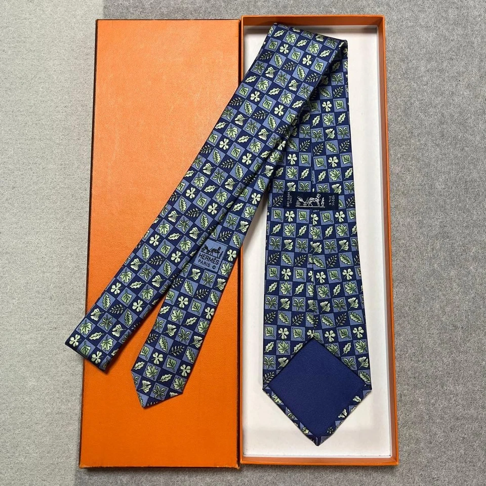 HERMES шеи галстук темно-зеленый растение 100% шелк сделано во Франции неиспользованный новом подарок - Изображение 2 из 4