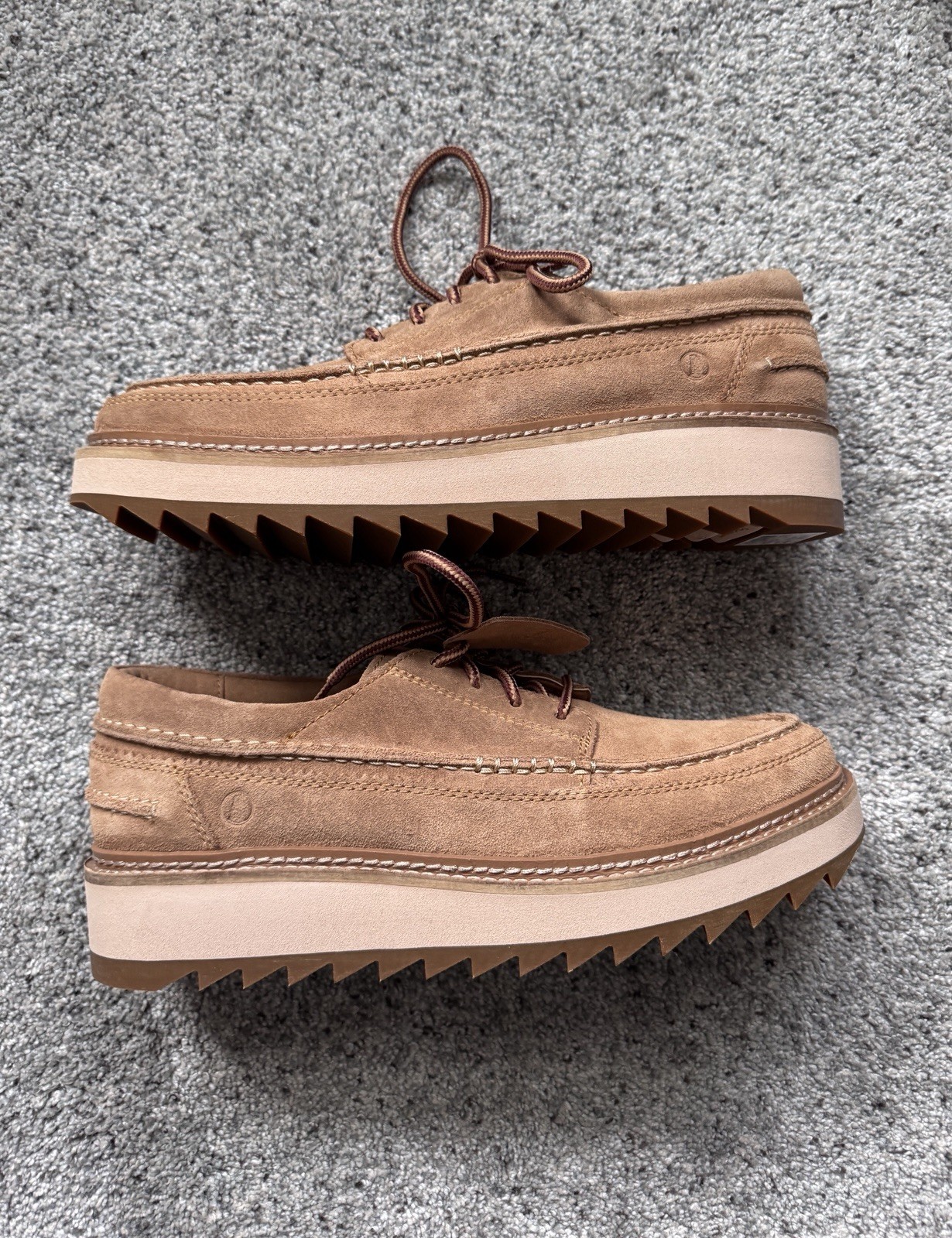 Clarks Clarkhill Lace Light Tan Suede Moc Toe Shoes Ripple Sole Mens Size 10 New image 2