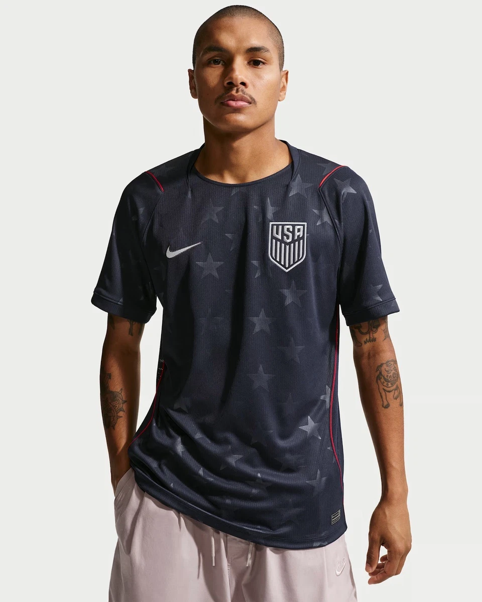 Preços baixos em Nike USA Away Jersey em Equipe Nacional de Roupas