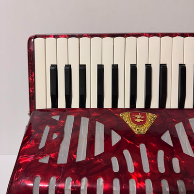 TOMBO No.211 Accordion 30 keys Musical Instrument Red Working Used