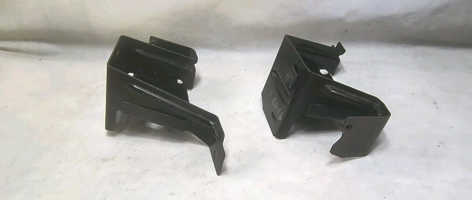 93-97 Firebird TA Usado OEM L L LH y RH R Faros Laterales Soporte Soportes Foto 2 de 4