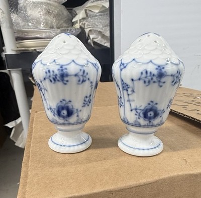 two Royal Copenhagen Blue Fluted Half Lace #480 salt shakers 3 1/2''