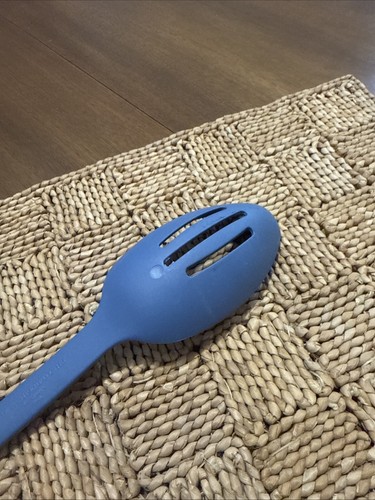 Pampered Chef 13" Blue Nylon Plastic Cooking Serving Slotted Spoon Skimmer - Picture 5 of 8