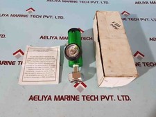 Oxygen Flow Control Regulator 0 to 300 bar