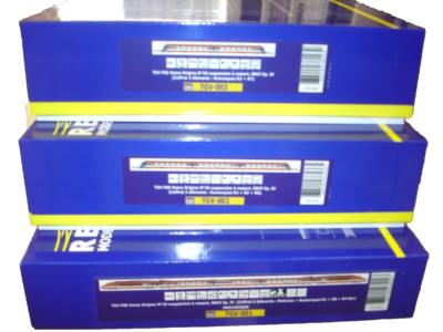 REE Modeles TGV-003 - Coffret 2 éléments remorques R3 + R7, SNCF, H0