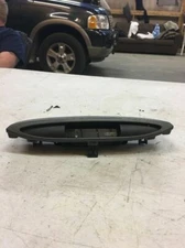 OEM 2001 Nissan Maxima 3.0L Center Dash Clock Display 25820-2Y900