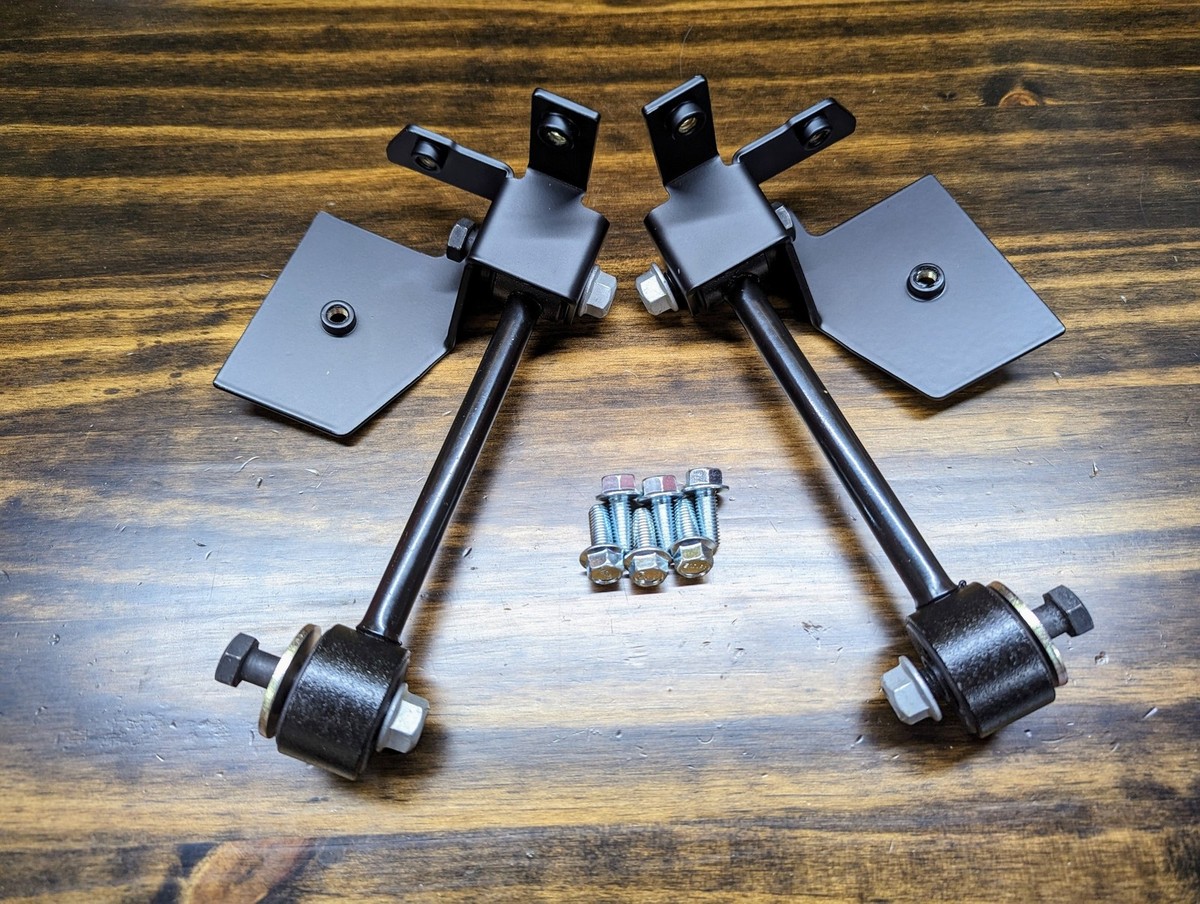 NEW 82-04 Chevy S10 ZQ8 Xtreme Rear Sway Bar Frame Bracket End