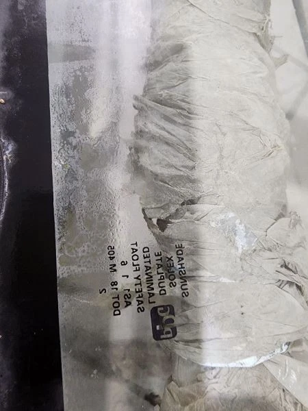 (LOCAL PICKUP ONLY) Windshield Glass Fits 88-92 CHEVROLET 1500 PICKUP 675612 - Image 3 of 4