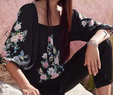 Johnny Was Jade Byrdie Blouse S Flowing Drape, Floral & Blue/Yellow Birds Print