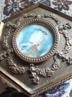 ANTQ French Miniature Portrait Gilt Brass Trinket Box Napolean Roses & Swags