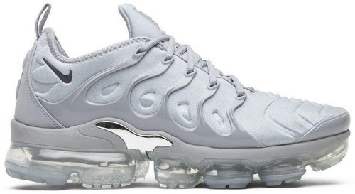 Nike Air VaporMax Plus  display picture 3
