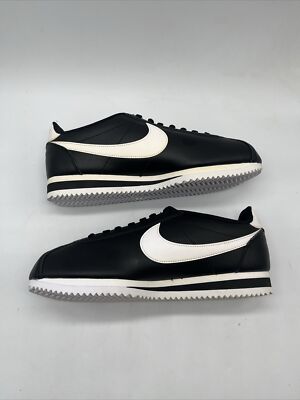 Nike Classic Cortez Black Leather Shoes 807471-010 Women's Size