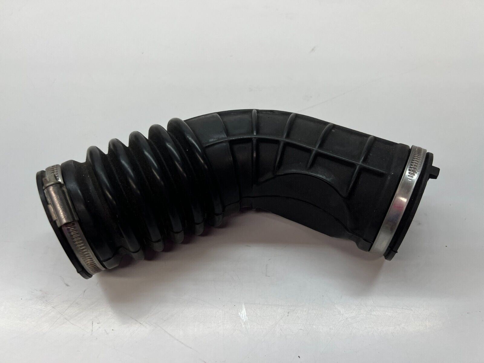 FERRARI 488 GTB SPIDER PISTA F8 DRIVER LEFT LH INTAKE DUCT SLEEVE OEM 324304