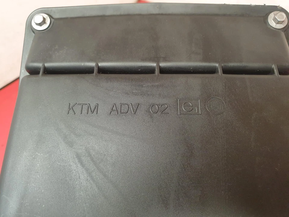 KTM 1290 SUPERDUKE R AIRBOX 2020 1,3 L gasolina  Foto 2 de 4