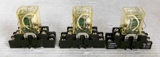 Idec RH2B-UL Ice Cube Relay DC24V with SH2B-05 Base (Lot of 3)