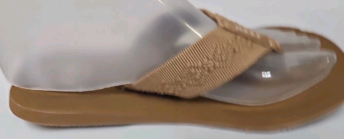 APL Infradito Reef Tan Tan Sandy donna taglia 7 sandali estivi da spiaggia nuovi senza etichette