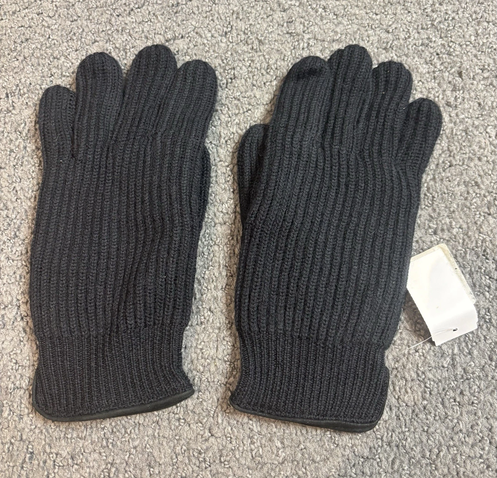 Saks Men’s Merino Wool Suede Trim Black Winter Gloves Size Large New