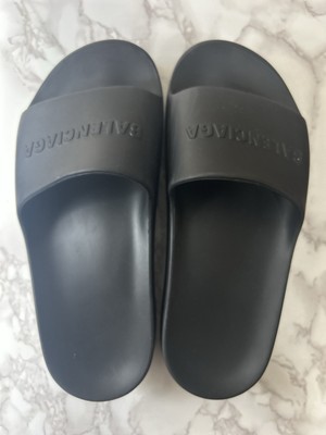 Balenciaga Platform Pool Slides Sandals Slip Ons Chunky  display picture 1