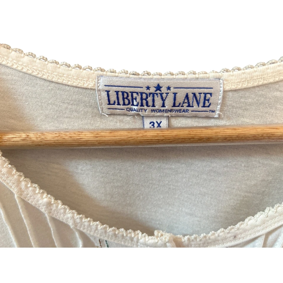 Blusa De Colección Liberty Lane 3X Bordada Top Vacaciones Piñas Acebo Bayas Marfil Foto 4 de 4